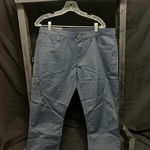 Weatherproof Travel Pant size 36x30 dark sapphire. NWT